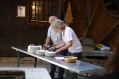 2 Ölmühle Simonswald Mühlsteine (6)